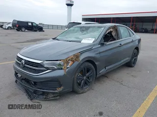 2022 Volkswagen Jetta SE with VIN 3VW7M7BU5NM000413, listed as a IAAI auction lot 42326437 with 61,385 mi miles and . Bid and sale history available at DreamBid. Image 2.