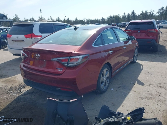 2017 Hyundai Sonata Hybrid Limited with VIN KMHE34L34HA069592, listed as a IAAI auction lot 41776804 with 139,513 mi miles. Bid and sale history available at carsss.com. Image 4.