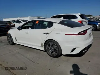 2020 Kia Stinger GT-Line with VIN KNAE15LA8L6083745, listed as a Copart auction lot 70219424 with 24,135 mi miles and Salvage Title. Bid and sale history available at carsss.com. Image 2.