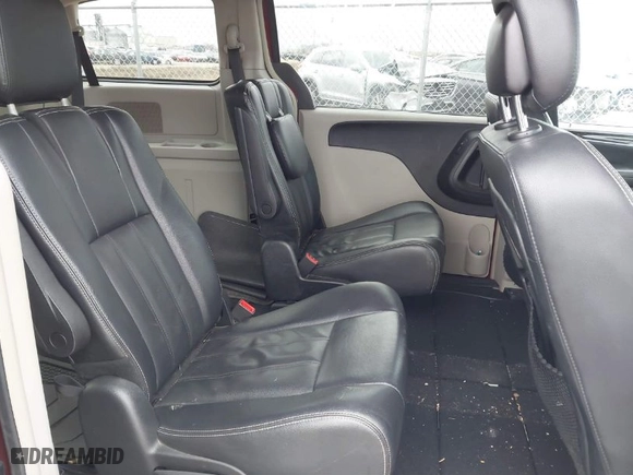 2014 Chrysler Town & Country Touring with VIN 2C4RC1BG4ER221418, listed as a IAAI auction lot 41045727 with NaN miles. Bid and sale history available at carsss.com. Image 8.