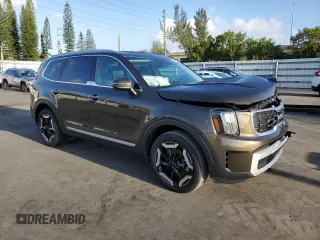 2025 Kia Telluride S with VIN 5XYP64GCXSG612966, listed as a Copart auction lot 51367835 with 105 mi miles and Salvage Title. Bid and sale history available at DreamBid. Image 4.