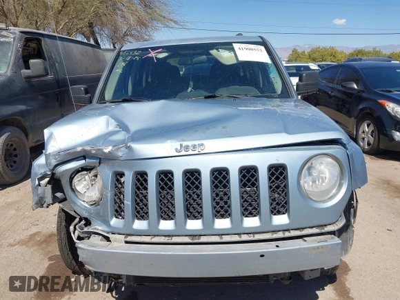 2013 Jeep Patriot Sport with VIN 1C4NJPBA5DD186974, listed as a IAAI auction lot 41900552 with 127,717 mi miles. Bid and sale history available at carsss.com. Image 12.