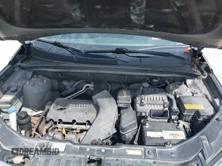 2011 Kia Sorento LX with VIN 5XYKT4A1XBG063246, listed as a IAAI auction lot 42019664 with 264,937 mi miles. Bid and sale history available at carsss.com. Image 10.