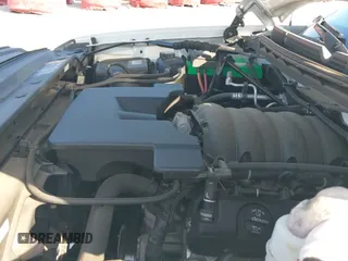 2018 GMC Sierra 1500 SLT z VIN 3GTP1NEC8JG573737, wystawiony jako IAAI lot #43151008 z przebiegiem 89 925 mil mil oraz . Historia ofert i sprzedaży dostępna na DreamBid. Obrazek 19.