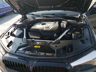 2019 BMW 5 Series 530e xDrive with VIN WBAJB1C5XKB376818, listed as a Copart auction lot 74683034 with 108,066 mi miles and Salvage title. Bid and sale history available at DreamBid. Image 11.