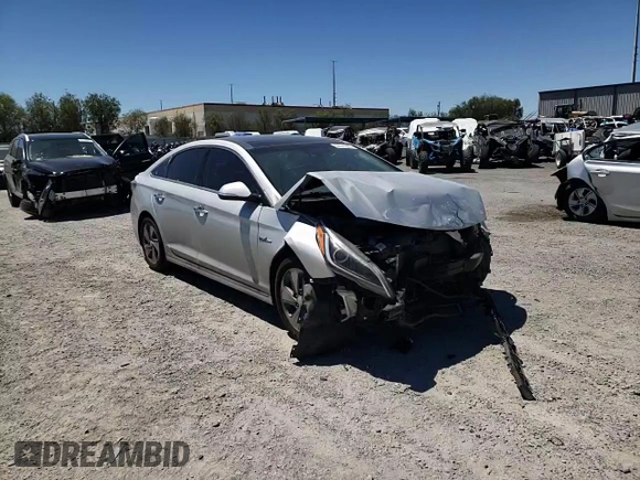 2017 Hyundai Sonata Hybrid Limited with VIN KMHE34L16HA051108, listed as a Copart auction lot 63141923 with 152,407 mi miles. Bid and sale history available at carsss.com. Image 11.