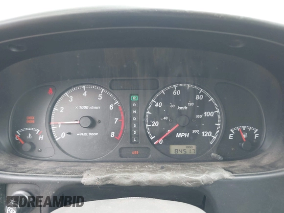 2000 Isuzu Rodeo z VIN 4S2DM58W6Y4312571, wystawiony jako IAAI lot #42253955 z przebiegiem 84 517 mil mil oraz . Historia ofert i sprzedaży dostępna na DreamBid. Obrazek 7.