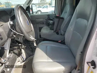 2014 Ford Econoline Cargo Commercial z VIN 1FTNE2EW8EDA11425, wystawiony jako Copart lot #56963185 z przebiegiem Nie podano mil oraz Czysty tytuł • Clean title. Historia ofert i sprzedaży dostępna na DreamBid. Obrazek 7.