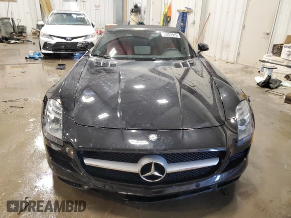 2012 Mercedes-Benz SLS AMG z VIN WDDRK7HA7CA006888, wystawiony jako Copart lot #43201915 z przebiegiem 25 610 mil mil oraz Nie do naprawy • Non repairable. Historia ofert i sprzedaży dostępna na DreamBid. Obrazek 5.
