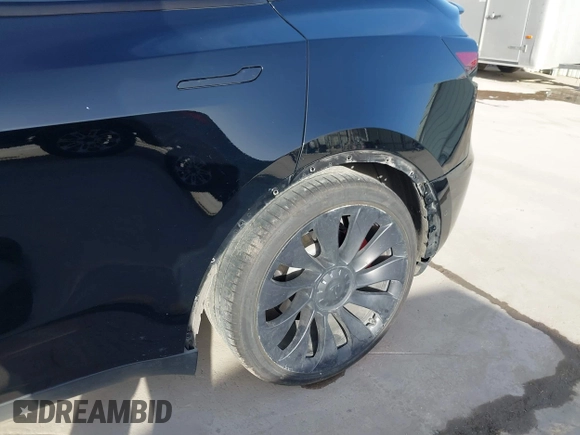 2022 Tesla Model Y Performance with VIN 7SAYGDEF6NF532027, listed as a IAAI auction lot 41717662 with 36,537 mi miles and . Bid and sale history available at DreamBid. Image 20.