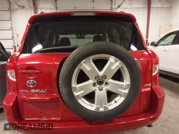 2006 Toyota RAV4 Sport with VIN JTMBK32V266003842, listed as a IAAI auction lot 41614629 with 168,196 mi miles. Bid and sale history available at carsss.com. Image 16.