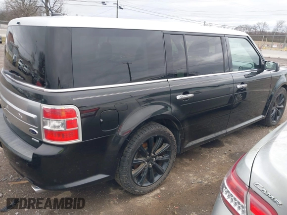 2013 Ford Flex Limited w/EcoBoost with VIN 2FMHK6DT1DBD09027, listed as a IAAI auction lot 41727762 with 139,394 mi miles. Bid and sale history available at carsss.com. Image 4.