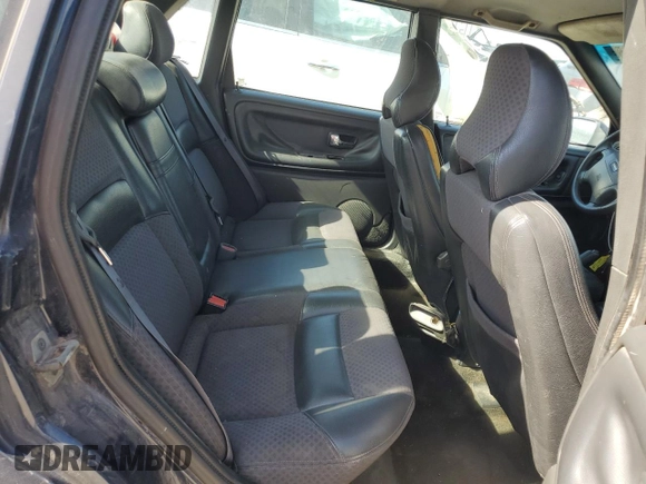 2000 Volvo S70 с VIN YV1LS61J1Y2646367, выставлен на аукционе Copart как лот 53494485 с пробегом 260 701 миль миль и Списание • Salvage title. История ставок и продаж доступна на DreamBid. Изображение 11.