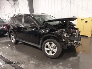 2014 Toyota RAV4 XLE with VIN 2T3RFREVXEW126786, listed as a IAAI auction lot 41537950 with 82,407 mi miles. Bid and sale history available at carsss.com. Image 1.