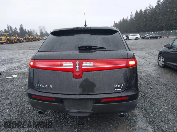 2010 Lincoln MKT EcoBoost with VIN 2LMHJ5AT7ABJ04443, listed as a IAAI auction lot 41657143 with 112,902 mi miles and . Bid and sale history available at DreamBid. Image 16.