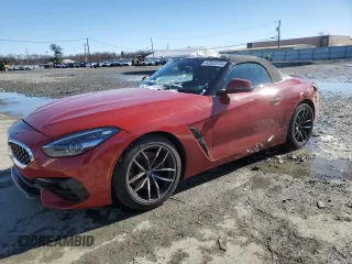 2021 BMW Z4 sDrive30i with VIN WBAHF3C05MWX36897, listed as a Copart auction lot 42633724 with 21,141 mi miles. Bid and sale history available at carsss.com. Image 1.