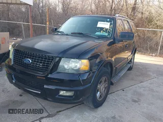 2006 Ford Expedition Limited with VIN 1FMFU19576LA77096, listed as a IAAI auction lot 41244661 with 186,873 mi miles. Bid and sale history available at carsss.com. Image 2.