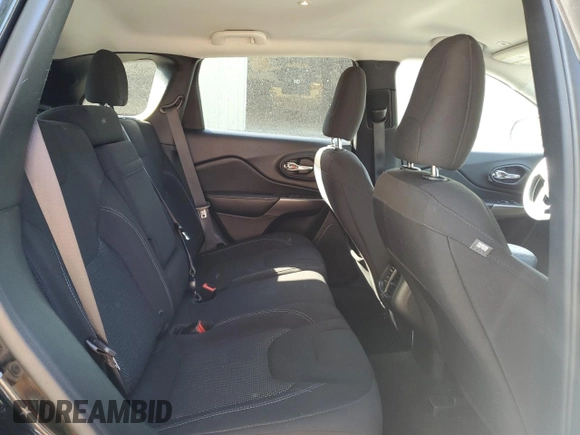 2019 Jeep Cherokee Latitude с VIN 1C4PJMCB5KD288240, выставлен на аукционе Copart как лот 62532095 с пробегом 78 892 миль миль и На запчасти • Non repairable. История ставок и продаж доступна на DreamBid. Изображение 11.