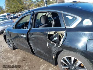 2018 Nissan Altima 2.5 SV with VIN 1N4AL3AP5JC265091, listed as a IAAI auction lot 41293465 with 102,343 mi miles. Bid and sale history available at carsss.com. Image 19.