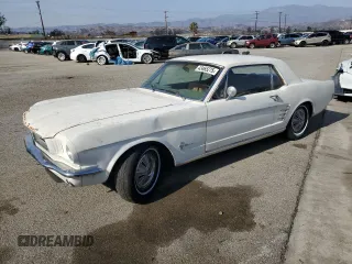 1966 Ford Mustang z VIN 6R07T150972, wystawiony jako Copart lot #43465275 z przebiegiem 27 105 mil mil oraz Czysty tytuł • Clean title. Historia ofert i sprzedaży dostępna na DreamBid. Obrazek 1.