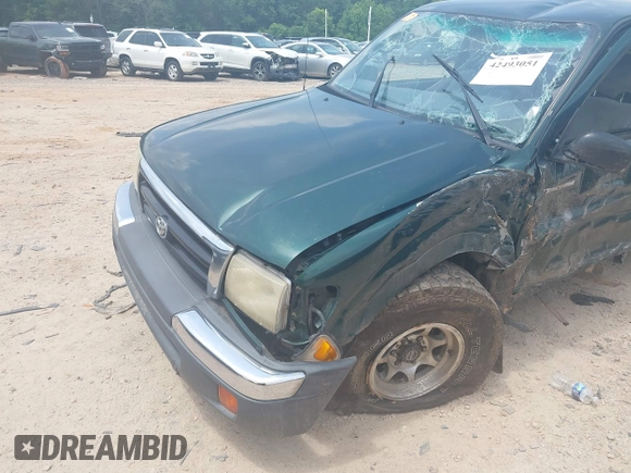 1999 Toyota Tacoma with VIN 4TAWN72N2XZ542053, listed as a IAAI auction lot 42493051 with Not provided miles and . Bid and sale history available at DreamBid. Image 6.
