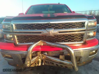 2014 Chevrolet Silverado 1500 LT with VIN 3GCUKREC0EG106440, listed as a IAAI auction lot 41635561 with 180,101 mi miles. Bid and sale history available at carsss.com. Image 6.