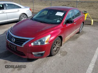 2015 Nissan Altima 2.5 SV with VIN 1N4AL3AP8FC470251, listed as a IAAI auction lot 41504848 with 182,901 mi miles. Bid and sale history available at carsss.com. Image 2.