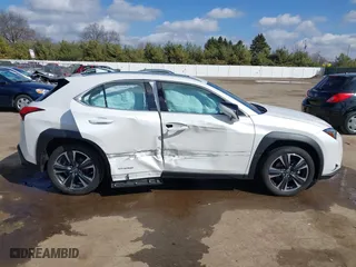 2021 Lexus UX with VIN JTHP9JBH0M2039502, listed as a IAAI auction lot 41868672 with 17,496 mi miles. Bid and sale history available at carsss.com. Image 13.