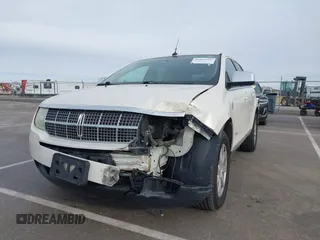 2008 Lincoln MKX with VIN 2LMDU68C48BJ09112, listed as a IAAI auction lot 41814169 with 189,005 mi miles. Bid and sale history available at carsss.com. Image 6.