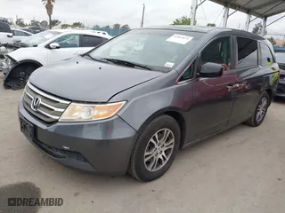 2011 Honda Odyssey EX-L with VIN 5FNRL5H66BB015305, listed as a IAAI auction lot 42065872 with 190,580 mi miles. Bid and sale history available at carsss.com. Image 18.