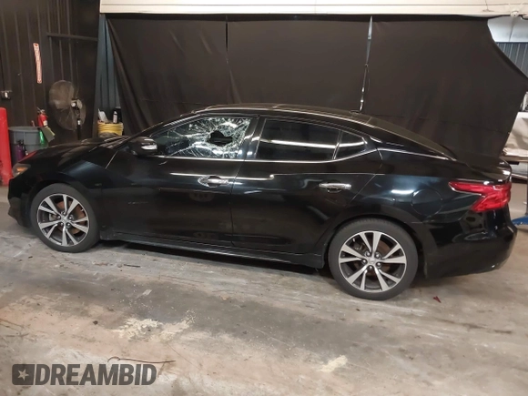 2017 Nissan Maxima SR with VIN 1N4AA6AP9HC366183, listed as a IAAI auction lot 39882700 with 94,132 mi miles and . Bid and sale history available at DreamBid. Image 6.