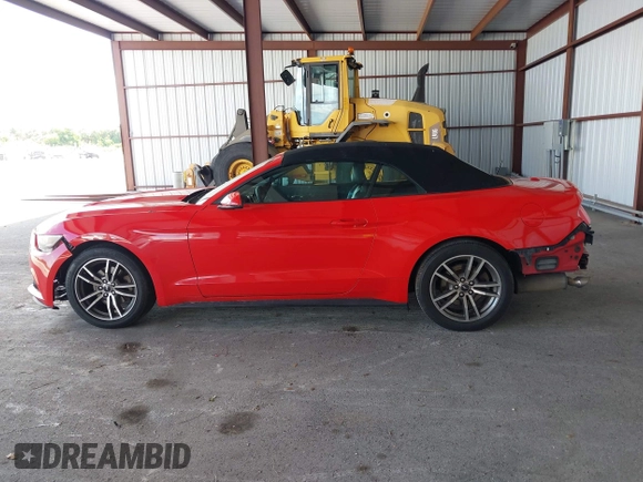 2016 Ford Mustang EcoBoost Premium z VIN 1FATP8UH5G5247265, wystawiony jako IAAI lot #42502161 z przebiegiem 116 460 mil mil oraz . Historia ofert i sprzedaży dostępna na DreamBid. Obrazek 15.