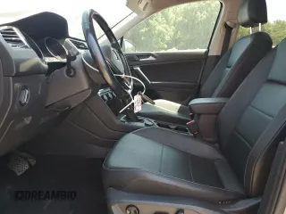 2018 Volkswagen Tiguan SEL с VIN 3VV2B7AX9JM095648, выставлен на аукционе Copart как лот 62558265 с пробегом 104 498 миль миль и Списание • Salvage title. История ставок и продаж доступна на DreamBid. Изображение 7.
