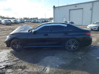 2020 BMW 3 Series M340i with VIN WBA5U7C05LAF54356, listed as a IAAI auction lot 41223565 with Not Provided miles. Bid and sale history available at carsss.com. Image 14.