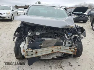 2017 Nissan Versa SV z VIN 3N1CN7AP3HL810047, wystawiony jako Copart lot #52867085 z przebiegiem 142 368 mil mil oraz Nie do naprawy • Non repairable. Historia ofert i sprzedaży dostępna na DreamBid. Obrazek 5.