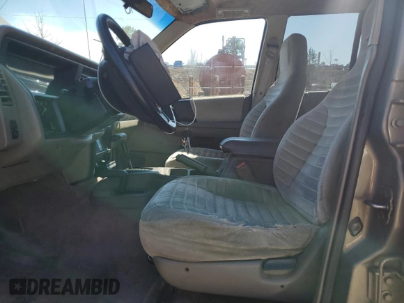 1995 Jeep Grand Cherokee Laredo with VIN 1J4GZ58S9SC706256, listed as a Copart auction lot 46635685 with 388,975 mi miles and Salvage Title. Bid and sale history available at carsss.com. Image 7.