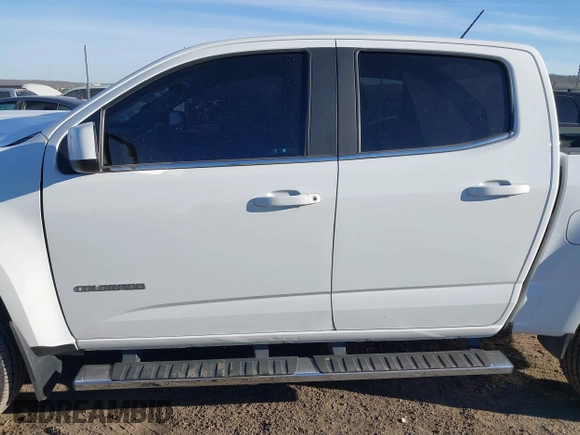 2020 Chevrolet Colorado 2WD LT with VIN 1GCGSCEN1L1124890, listed as a IAAI auction lot 41856902 with 85,512 mi miles and . Bid and sale history available at DreamBid. Image 14.