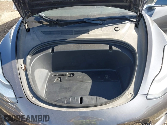 2020 Tesla Model 3 Long Range with VIN 5YJ3E1EB6LF666624, listed as a IAAI auction lot 41720664 with 65,973 mi miles. Bid and sale history available at carsss.com. Image 10.