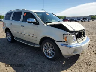 2008 Chrysler Aspen Limited z VIN 1A8HW58208F154083, wystawiony jako Copart lot #53396665 z przebiegiem 138 181 mil mil oraz Szkody całkowita. Historia ofert i sprzedaży dostępna na DreamBid. Obrazek 4.