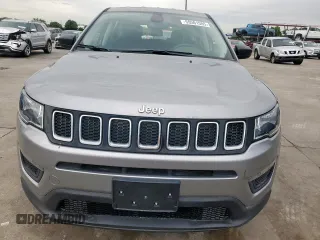2021 Jeep Compass Sport с VIN 3C4NJCABXMT560301, выставлен на аукционе Copart как лот 59361585 с пробегом 14 872 миль миль и Списание • Salvage title. История ставок и продаж доступна на DreamBid. Изображение 5.