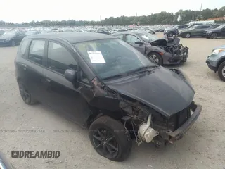 2007 Honda Fit z VIN JHMGD37457S002157, wystawiony jako IAAI lot #25260298 z przebiegiem 301 394 mil mil oraz . Historia ofert i sprzedaży dostępna na DreamBid. Obrazek 1.
