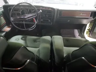 1973 Ford Thunderbird with VIN 3J87A133310, listed as a Copart auction lot 88178995 with 71,211 mi miles and Clean Title. Bid and sale history available at DreamBid. Image 8.