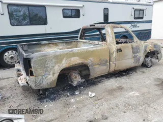 2003 Chevrolet Silverado 1500 LS with VIN 1GCEK14T43Z135461, listed as a Copart auction lot 62999924 with Not Provided miles and Non Repairable. Bid and sale history available at DreamBid. Image 3.