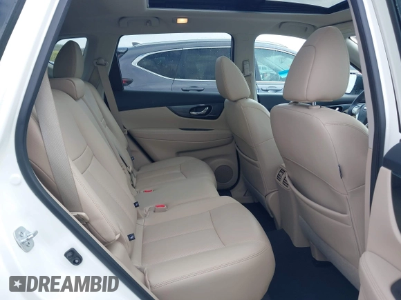 2016 Nissan Rogue SL with VIN 5N1AT2MTXGC807688, listed as a IAAI auction lot 42015737 with 89,849 mi miles. Bid and sale history available at carsss.com. Image 8.