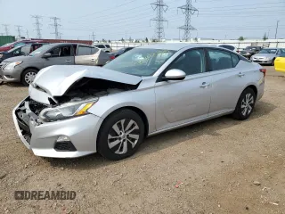 2020 Nissan Altima S with VIN 1N4BL4BV8LC137079, listed as a Copart auction lot 60107055 with 132,020 mi miles and Salvage title. Bid and sale history available at DreamBid. Image 1.