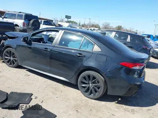 2021 Toyota Corolla SE with VIN 5YFS4MCE7MP064608, listed as a IAAI auction lot 41665091 with 59,697 mi miles. Bid and sale history available at carsss.com. Image 3.