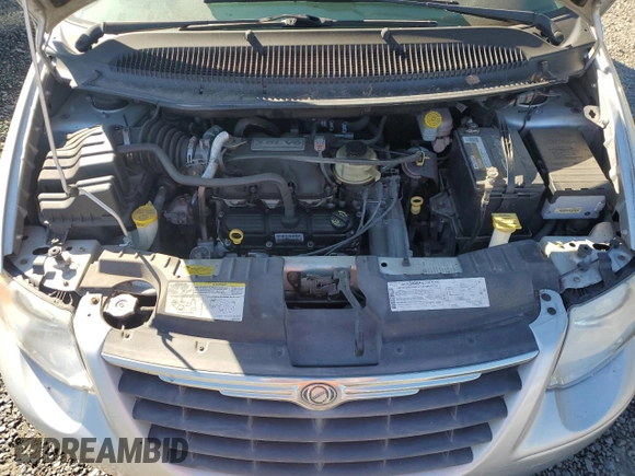 2006 Chrysler Town & Country LWB Touring with VIN 2A4GP54L96R760657, listed as a Copart auction lot 82355954 with 0 mi miles and Non Repairable. Bid and sale history available at carsss.com. Image 12.