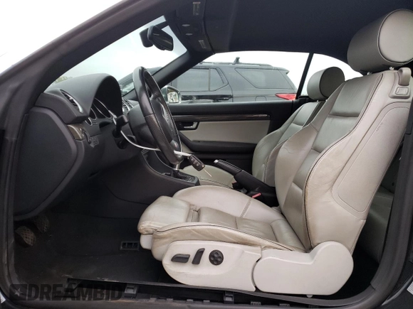 2007 Audi S4 z VIN WUARL48H87K901344, wystawiony jako Copart lot #74111714 z przebiegiem 122 087 mil mil oraz Tytuł czysty. Historia ofert i sprzedaży dostępna na DreamBid. Obrazek 7.