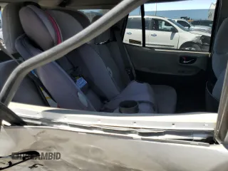 2005 Hyundai Santa Fe GLS z VIN KM8SC13D35U914839, wystawiony jako Copart lot #58273155 z przebiegiem 182 907 mil mil oraz Szkoda całkowita • Salvage title. Historia ofert i sprzedaży dostępna na DreamBid. Obrazek 11.