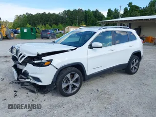 2019 Jeep Cherokee Limited z VIN 1C4PJLDX1KD302882, wystawiony jako IAAI lot #42191309 z przebiegiem 79 426 mil mil oraz . Historia ofert i sprzedaży dostępna na DreamBid. Obrazek 2.
